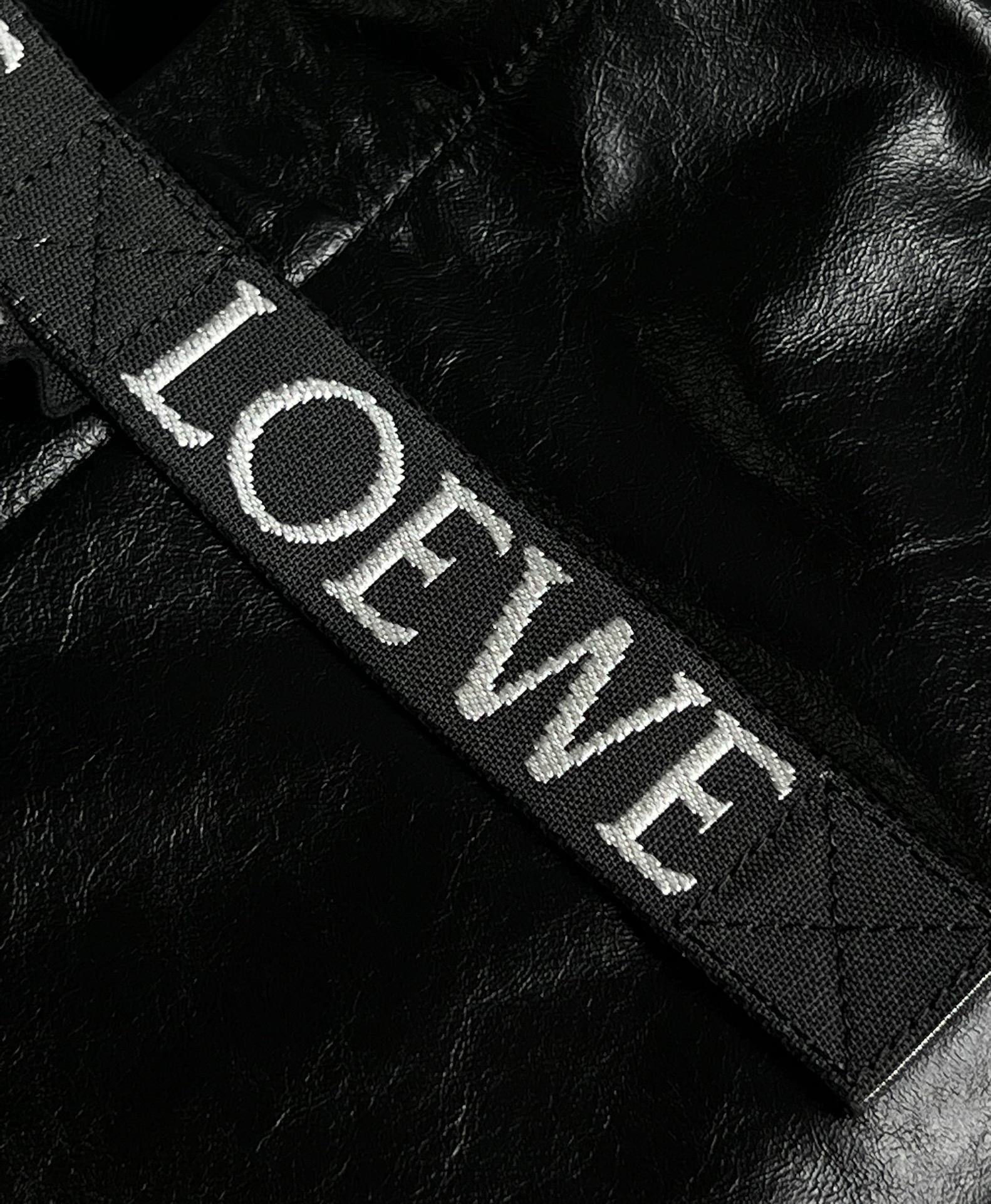 Loewe Fold Shopper in Paper Calfskin Black